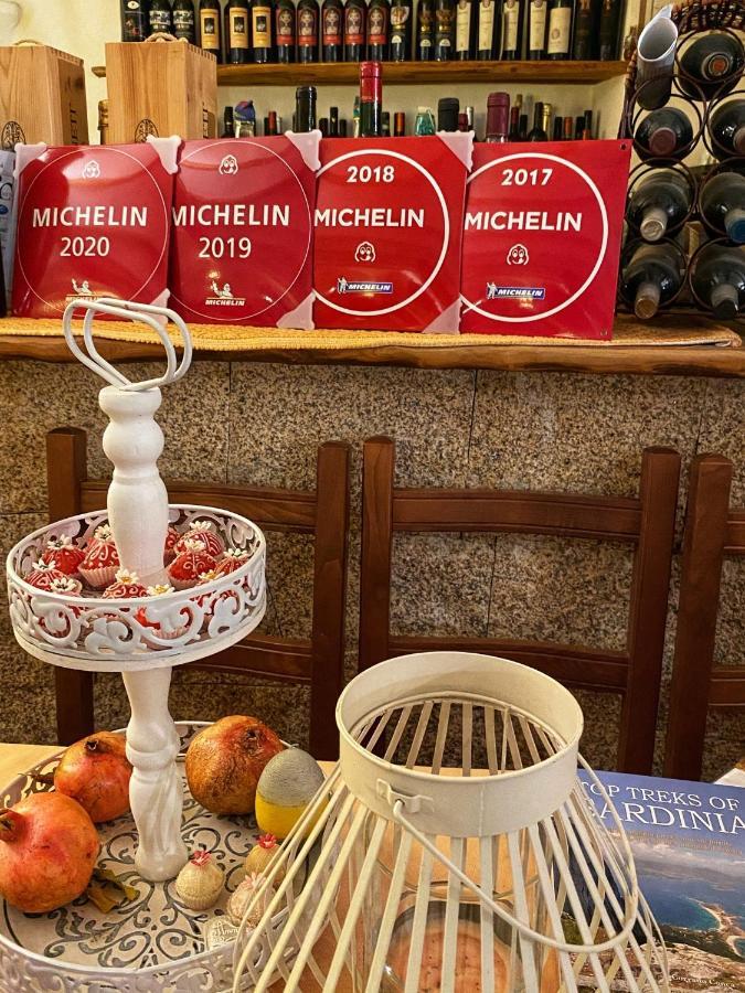 Locanda Tipica Sa Corte 오리에나 외부 사진