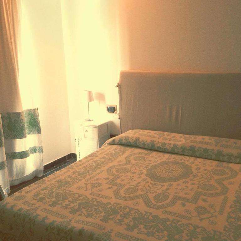 Locanda Tipica Sa Corte 오리에나 외부 사진